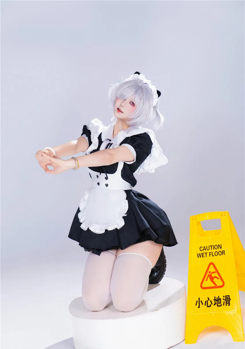 喵喵的喵吖 银发黑白女仆服白色棚景 喵喵的喵吖 银发黑白女仆服白色棚景